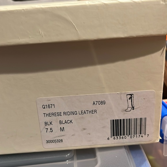 Coach Therese riding boot, size 7.5, used - like new - Picture 8 of 9